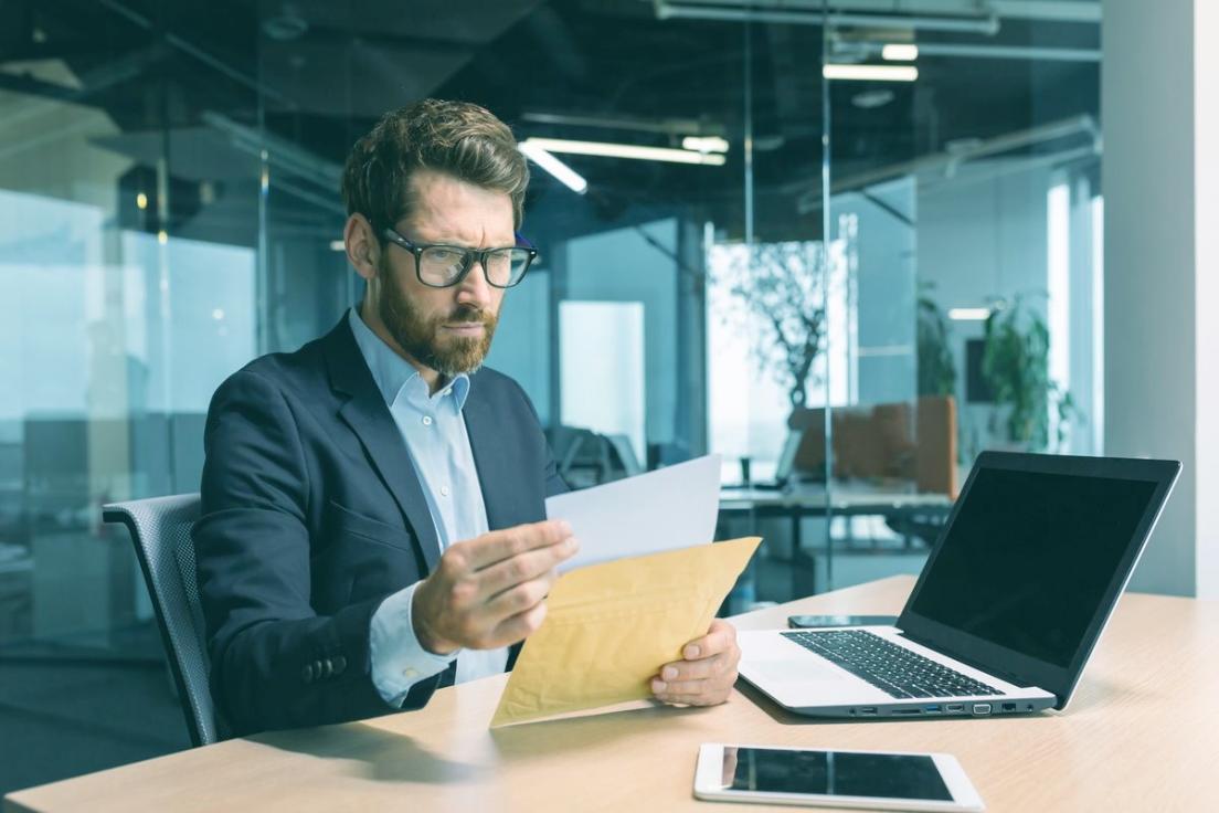 Студенти працюють разом над проєктом